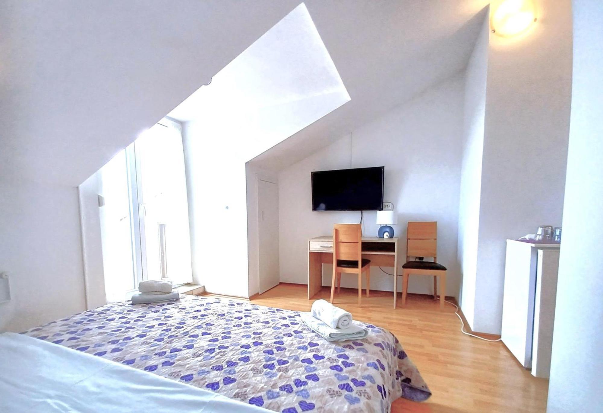 Guesthouse Cecilia 2 Malinska Εξωτερικό φωτογραφία